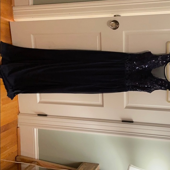 Long navy blue prom dress with lace and two slits - Picture 4 of 6